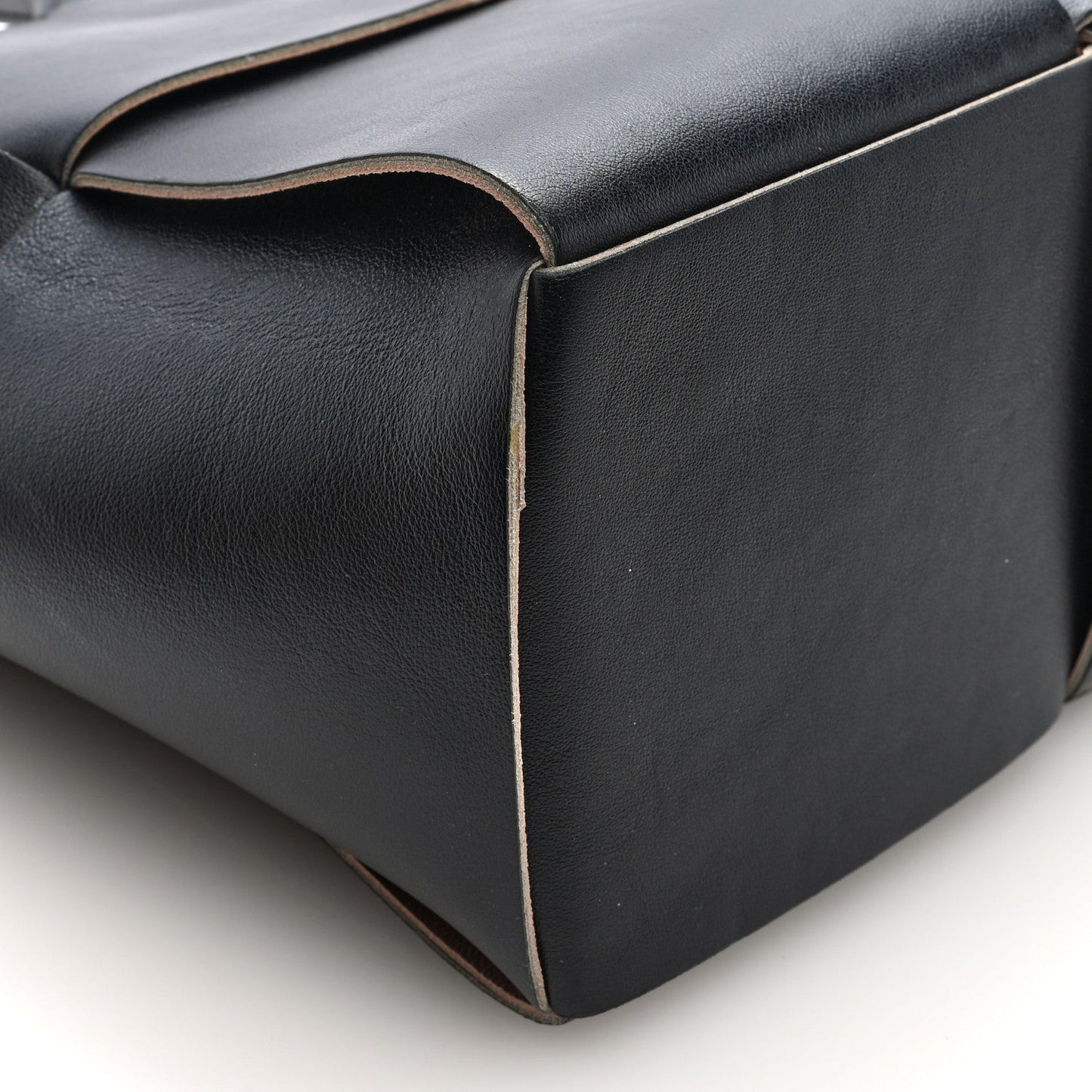 Nappa Maxi Intrecciato Medium Arco Tote Black Tan