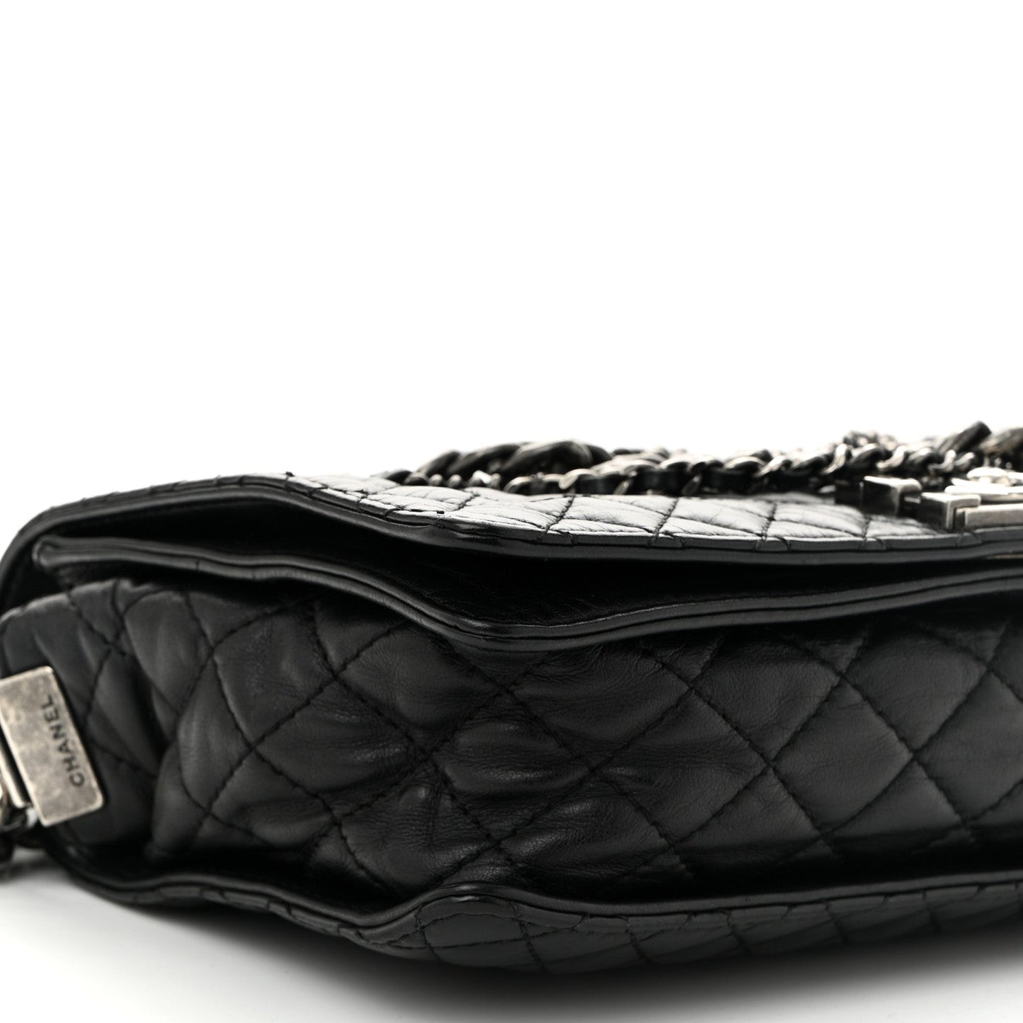 Calfskin Enchained New Medium Boy Flap Black