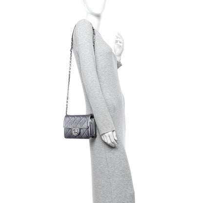 Metallic Lambskin Like A Wallet Flap Silvery Black