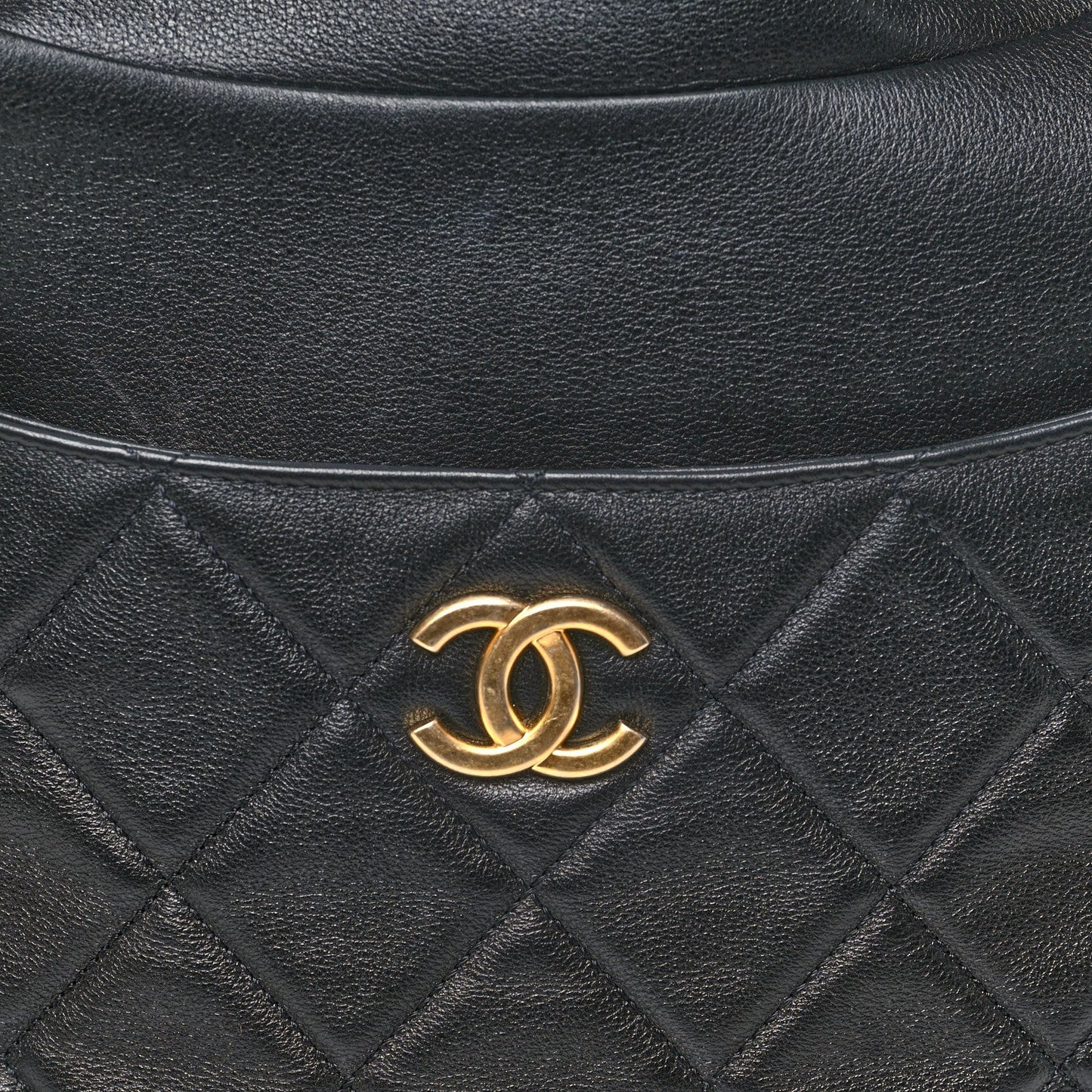 Calfskin Quilted Close To Me Hobo Black