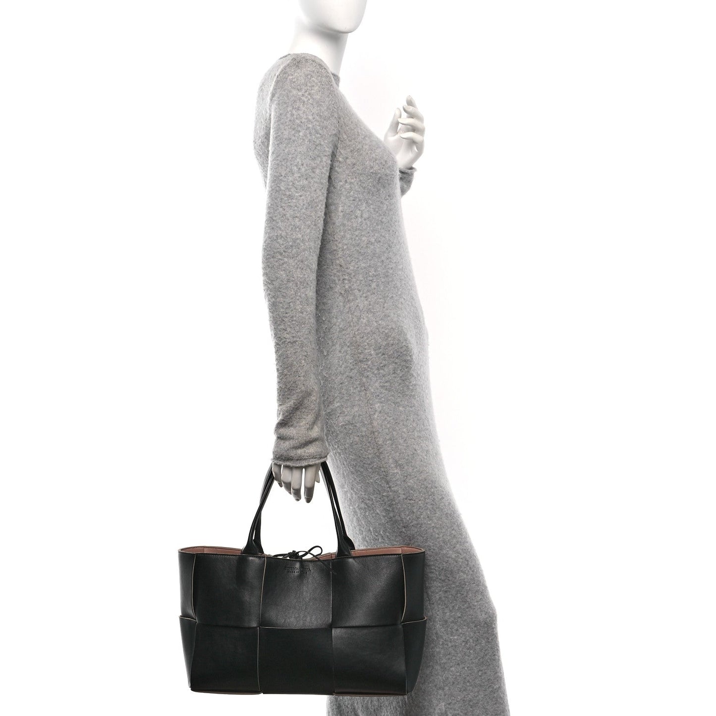 Nappa Maxi Intrecciato Medium Arco Tote Black Tan