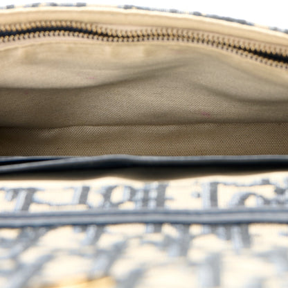 Oblique Saddle Chain Pouch Blue