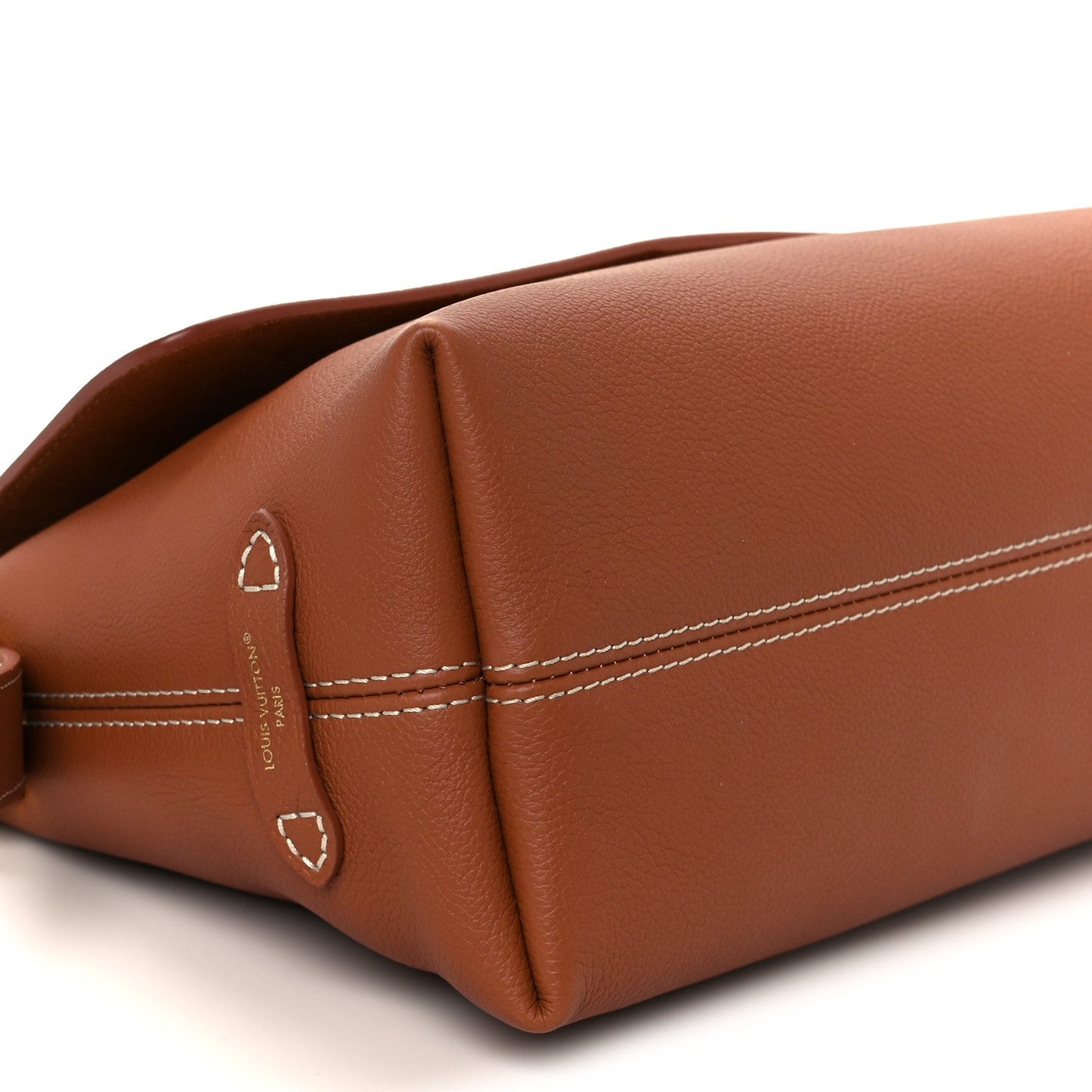 Grained Calfskin Low Key Messenger Cognac