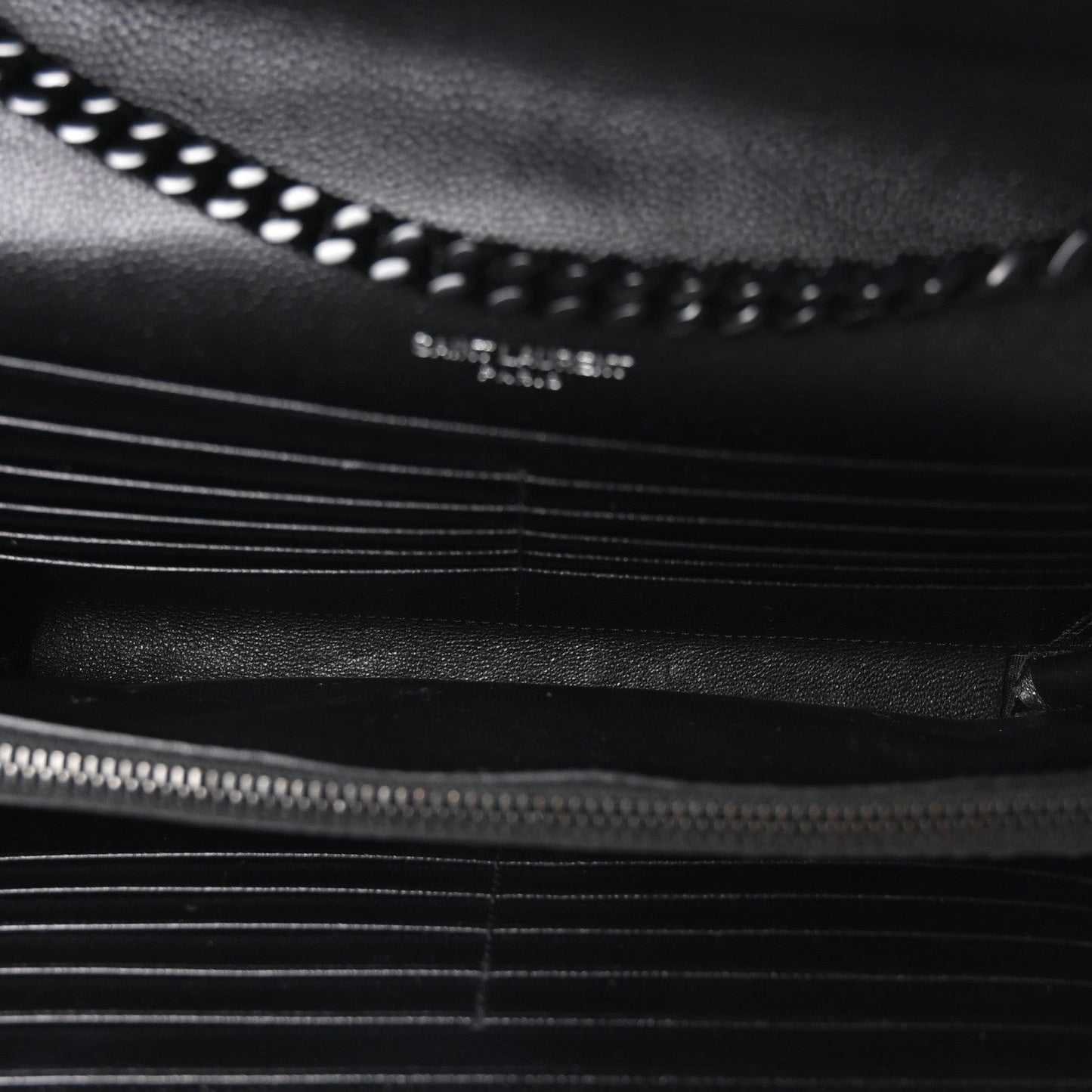 Grain De Poudre Matelasse Chevron Monogram Monochrome Chain Wallet Black