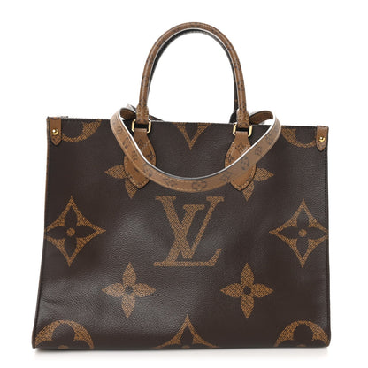 Reverse Monogram Giant Onthego MM