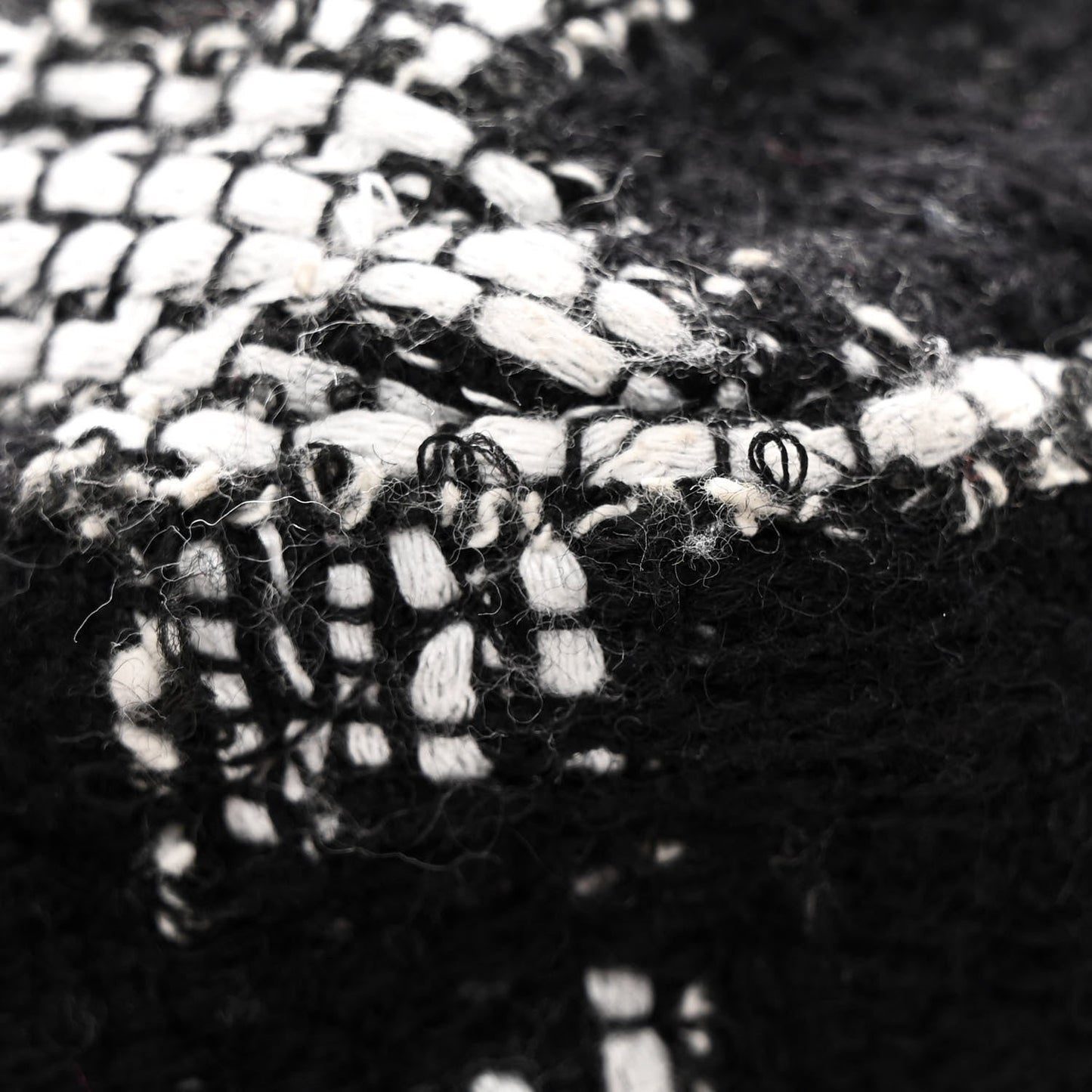Tweed Quilted Maxi Chanel 19 Flap Black White