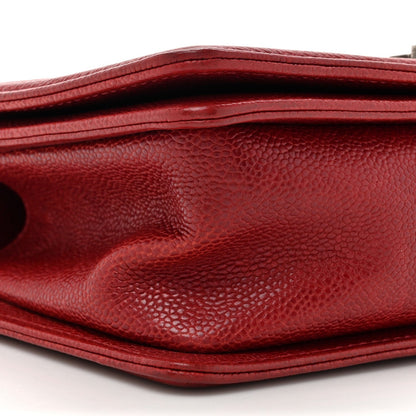 Caviar Quilted Medium Boy Flap Red