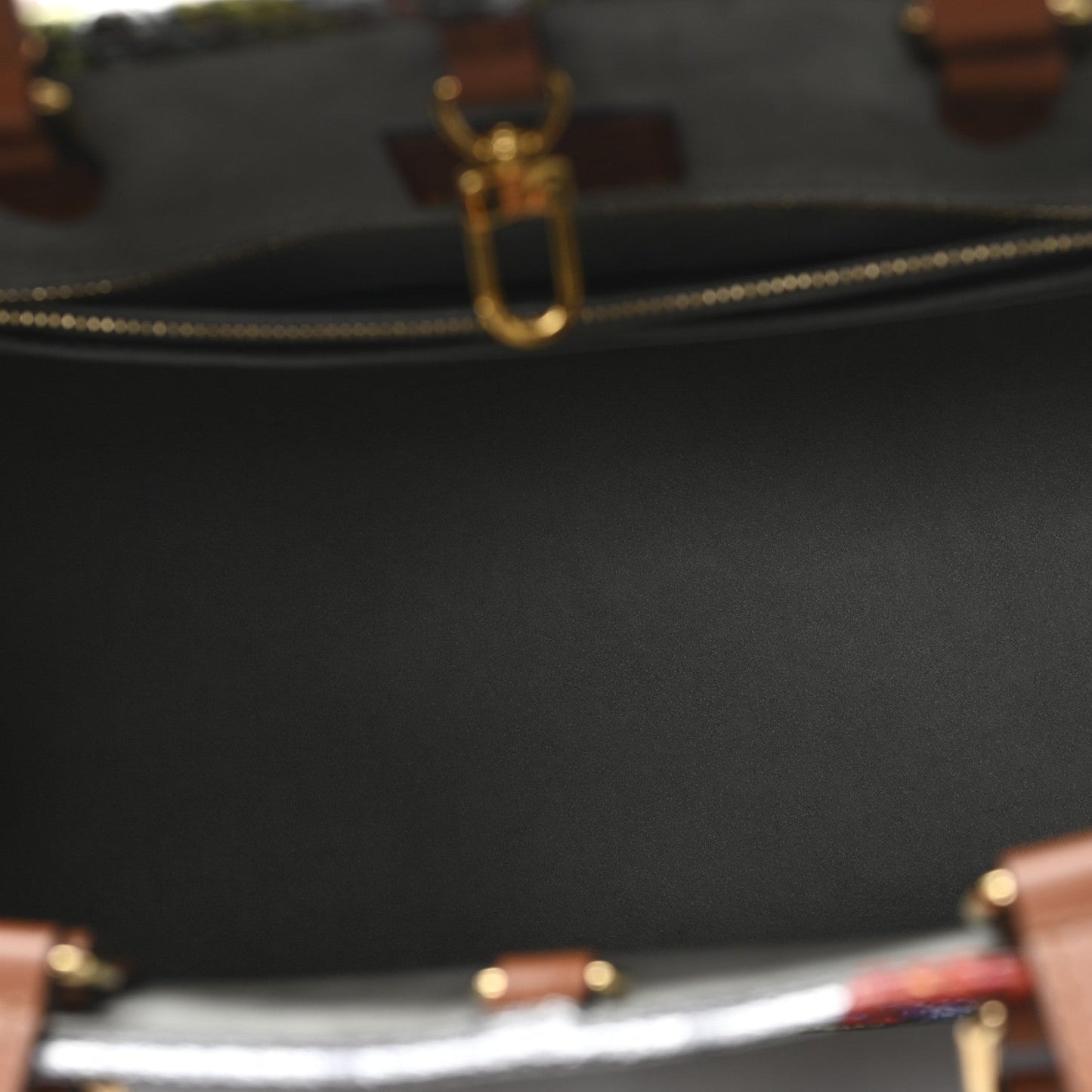 Metallic Monogram LV Garden OnTheGo MM Silver