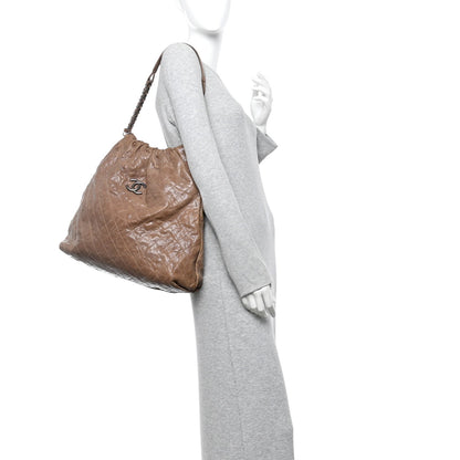 Distressed Glazed Caviar Quilted Large Elastic Tote Brown