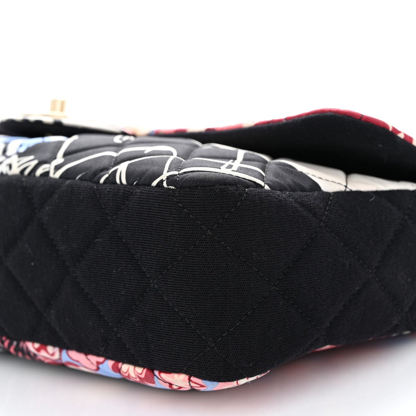 Fabric Quilted Patchwork Medium Flap Red Black Multicolor