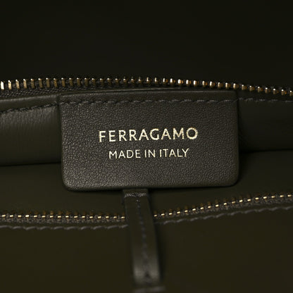 Wool Felt Medium Hug Bag New Olive