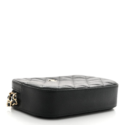 Caviar Quilted Vanity With Chain Black