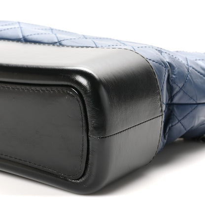 Aged Calfskin Quilted Medium Gabrielle Hobo Navy Black