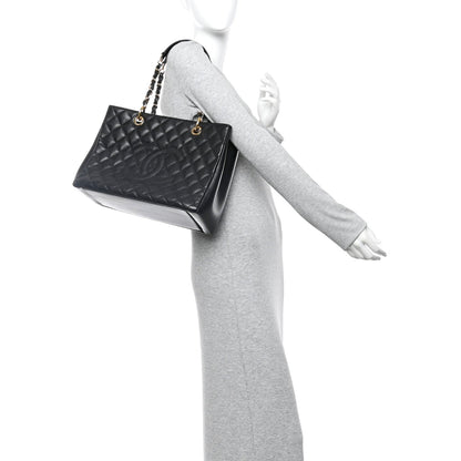 Caviar Quilted Grand Shopping Tote GST Black
