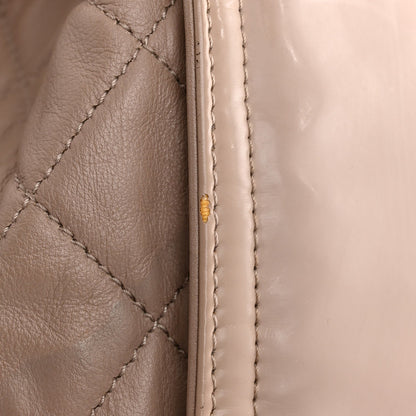Vinyl Large Lipstick Tote Dark Beige