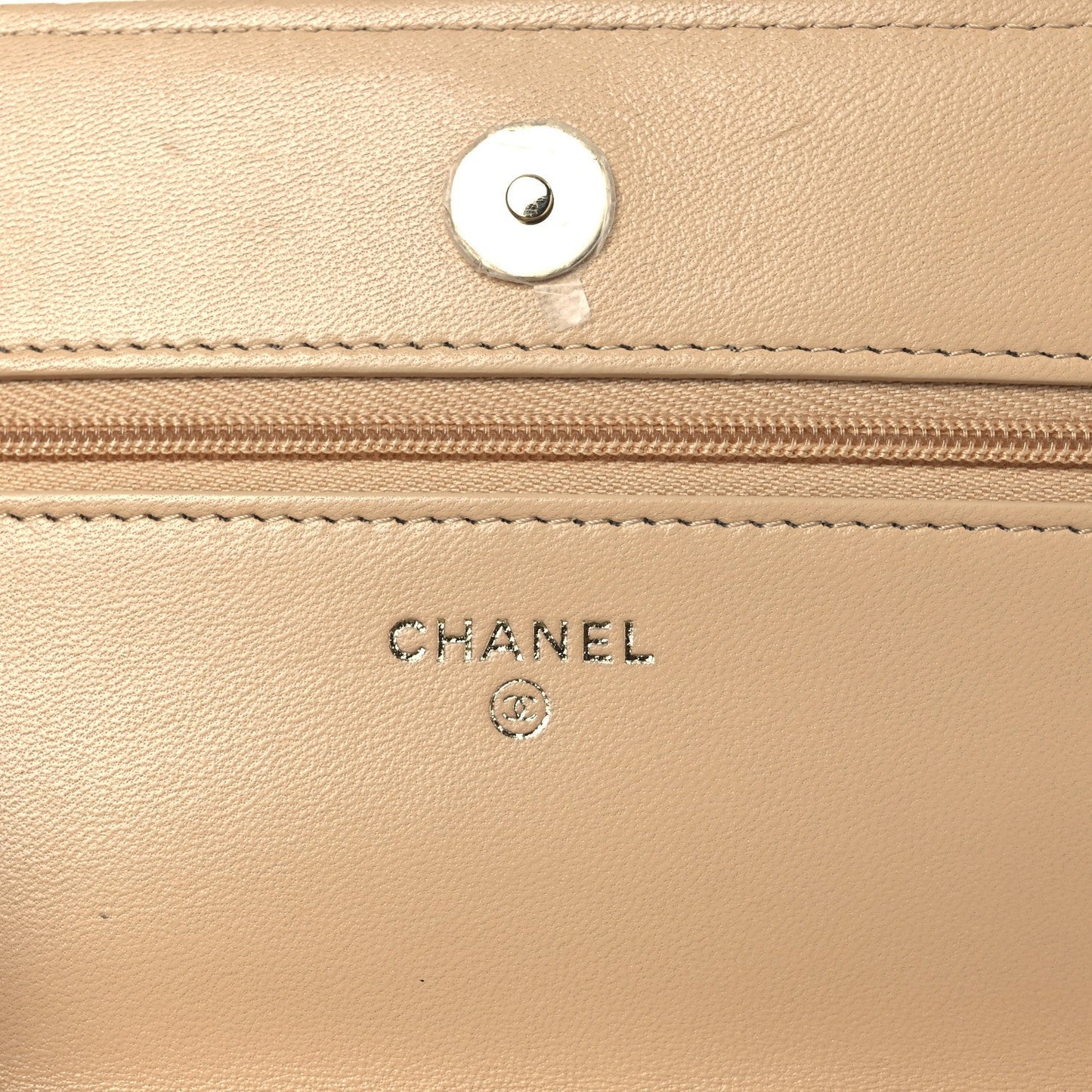 Lambskin Quilted Wallet On Chain WOC Beige