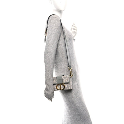 Oblique 30 Montaigne Box Bag Grey