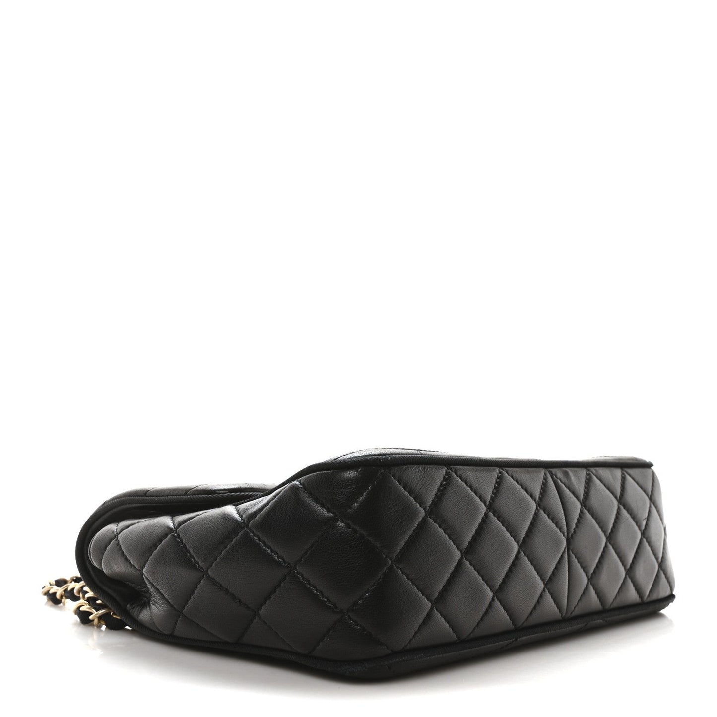 Lambskin Scallop Quilted Medium Pagoda Flap Black