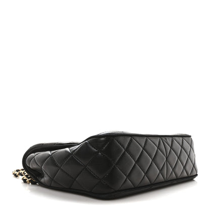 Lambskin Scallop Quilted Medium Pagoda Flap Black