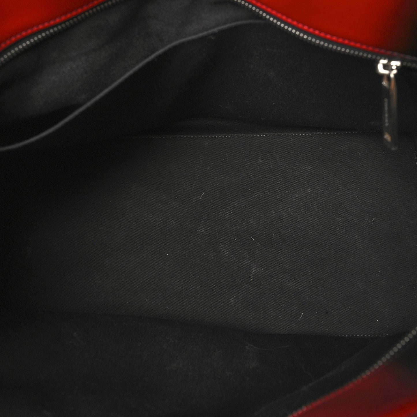 Smooth Airbrushed Calfskin XL Gancini Buckles Tote Bag Flame Red Black