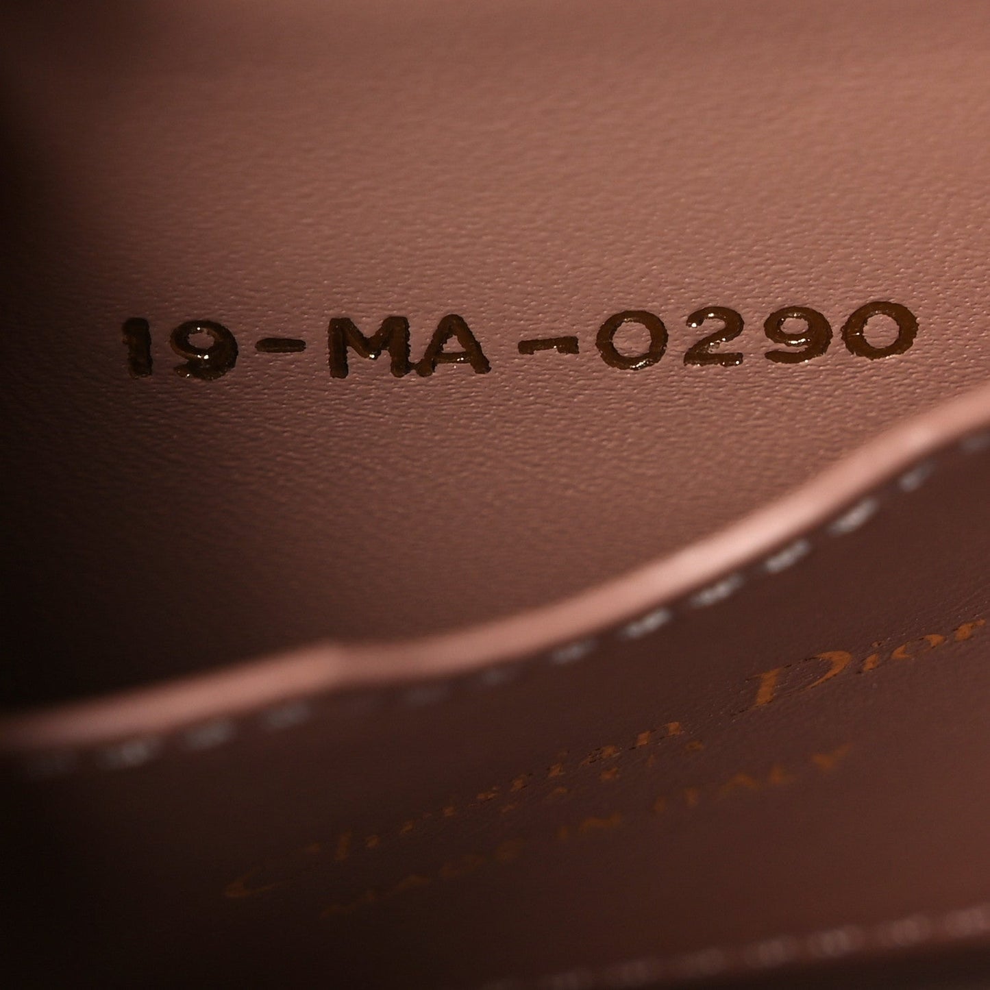 Box Calfskin Micro 30 Montaigne Flap Bag Rose Des Vents