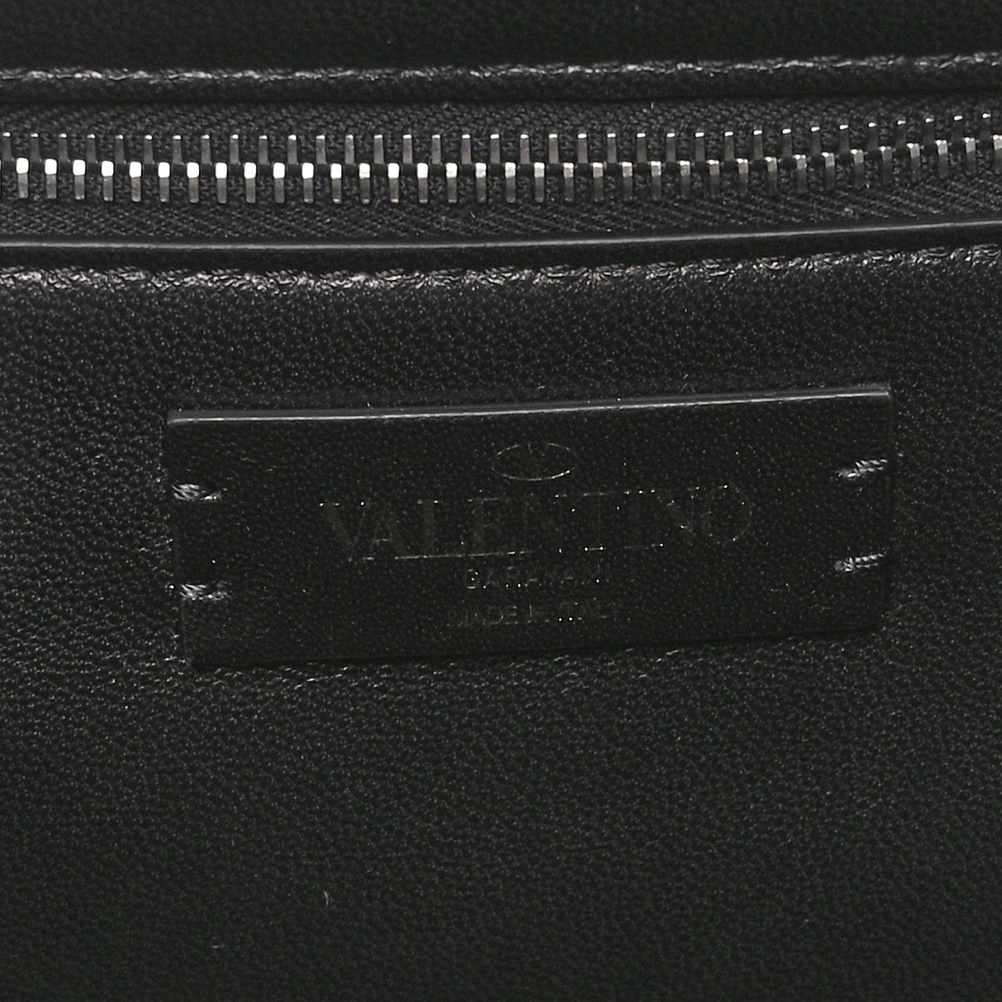 Nappa Monochrome Large Roman Stud Shoulder Bag Black