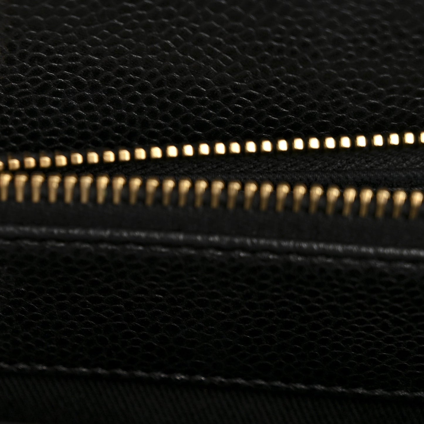 Caviar Quilted CC Timeless Soft Tote Black
