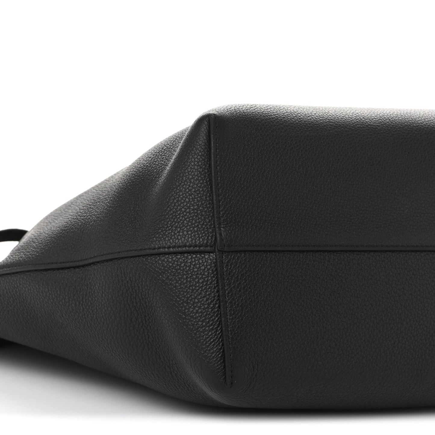 Grained Calfskin Triomphe Medium Cabas Anais Black