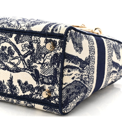 Toile De Jouy Embroidered Medium Lady D-Lite Blue
