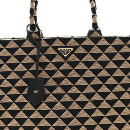 Jacquard Saffiano Triangolo Symbole Embroidered Large Tote Black Corda