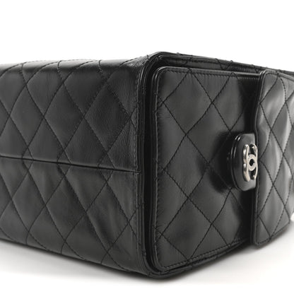 Shiny Crumpled Calfskin Quilted Small Chanel 25 Handbag Black