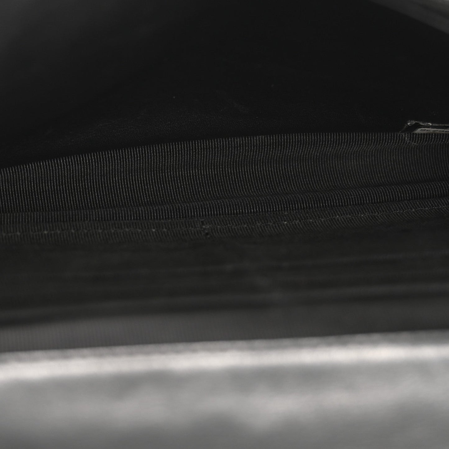 Patent Quilted Wallet On Chain WOC Black