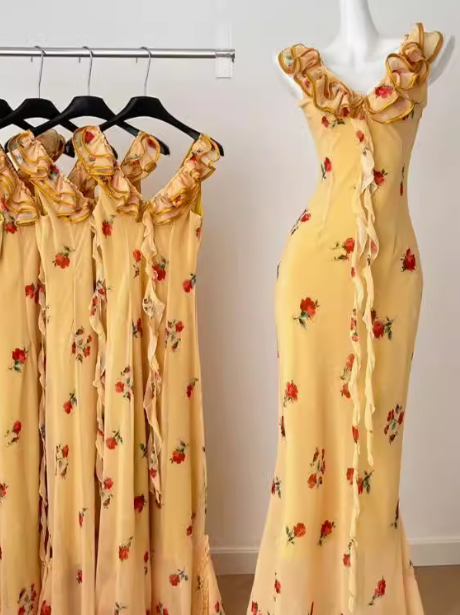 2025 Summer New Rose Lace Suspender Floral Dress Fishtail Long Dress French Holiday Dress R0268