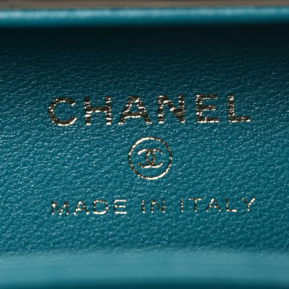 Lambskin Quilted Pearl CC Vanity Case Turquoise