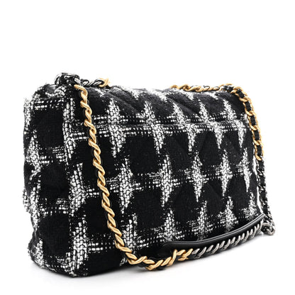 Tweed Quilted Maxi Chanel 19 Flap Black White