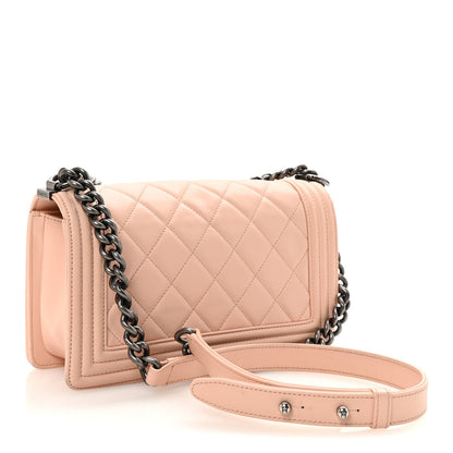 Lambskin Quilted Medium Boy Flap Light Pink