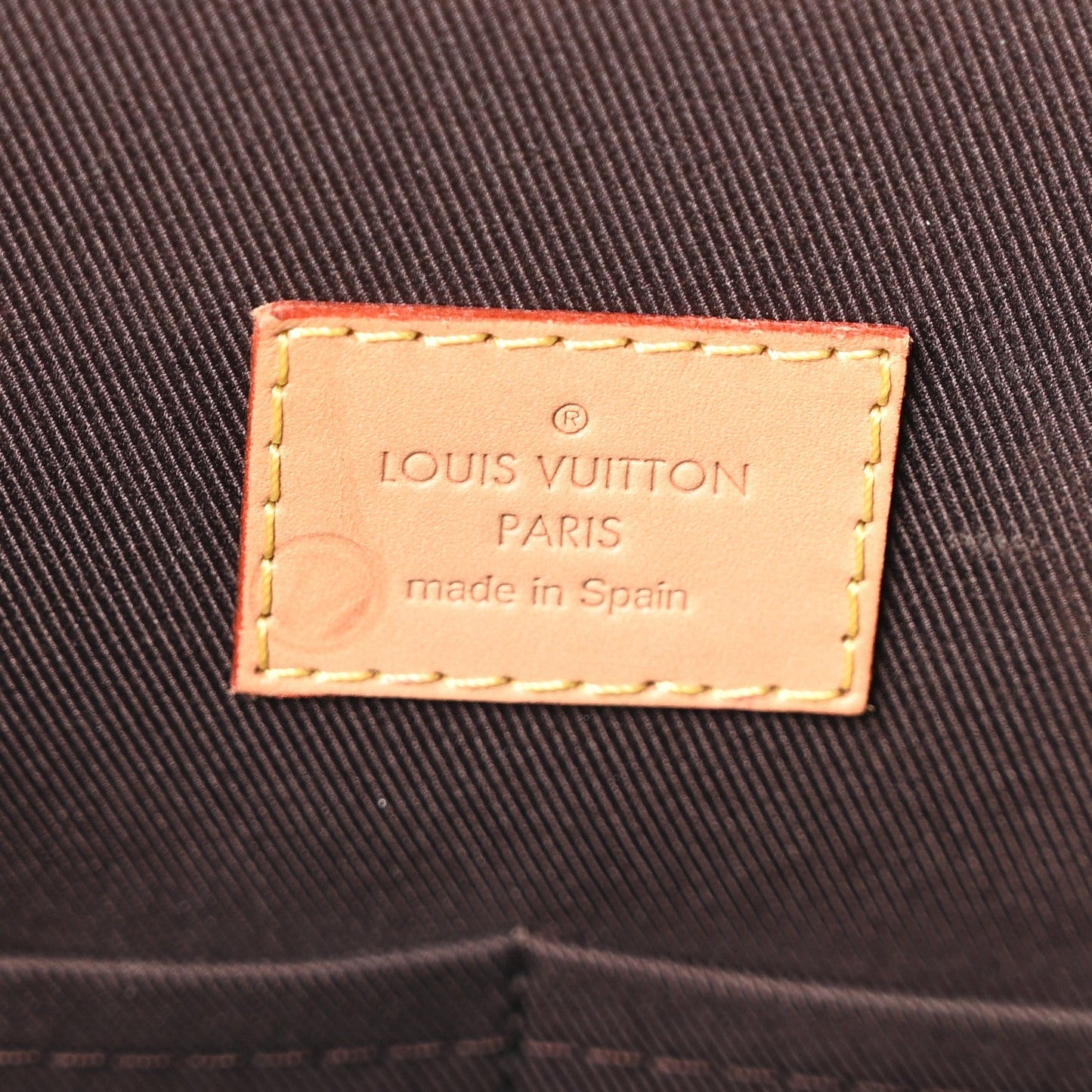Monogram Cluny MM Papyrus Creme