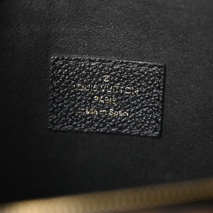 Monogram Victoire Black