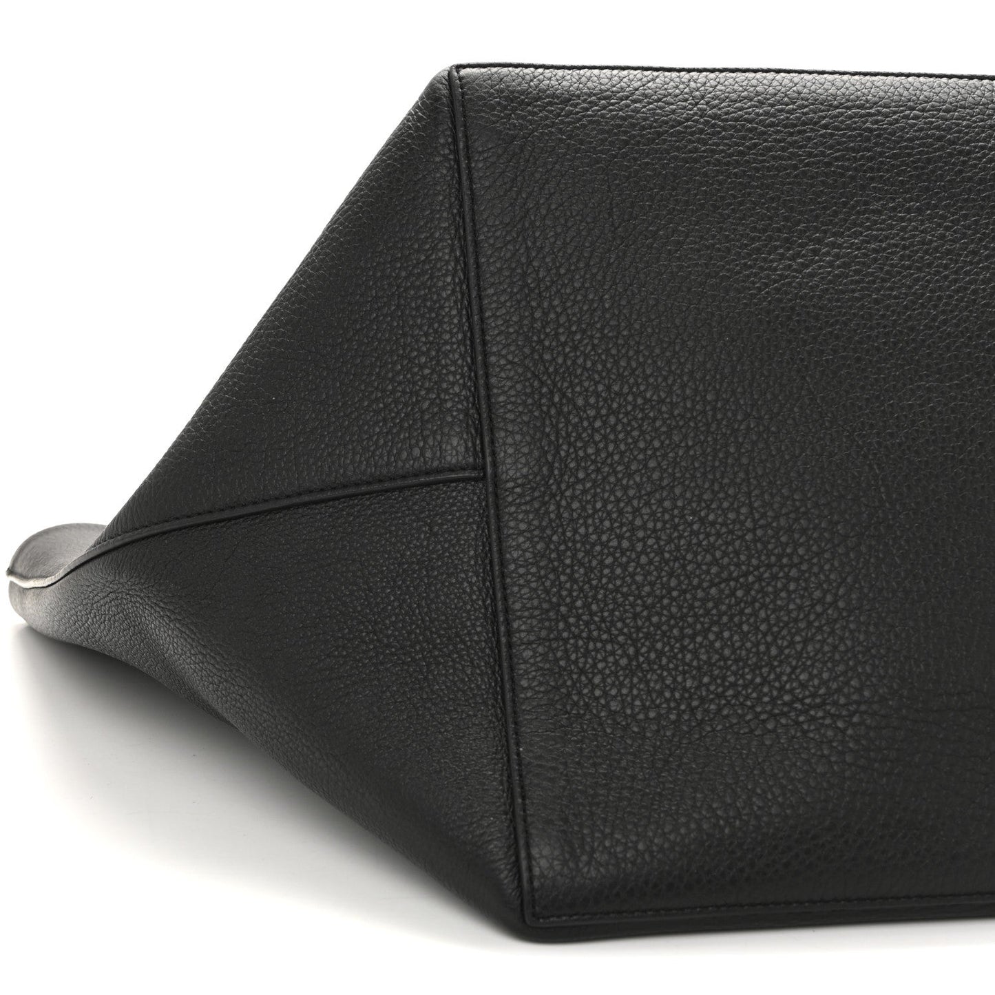 Grained Calfskin Park Tote Three Black