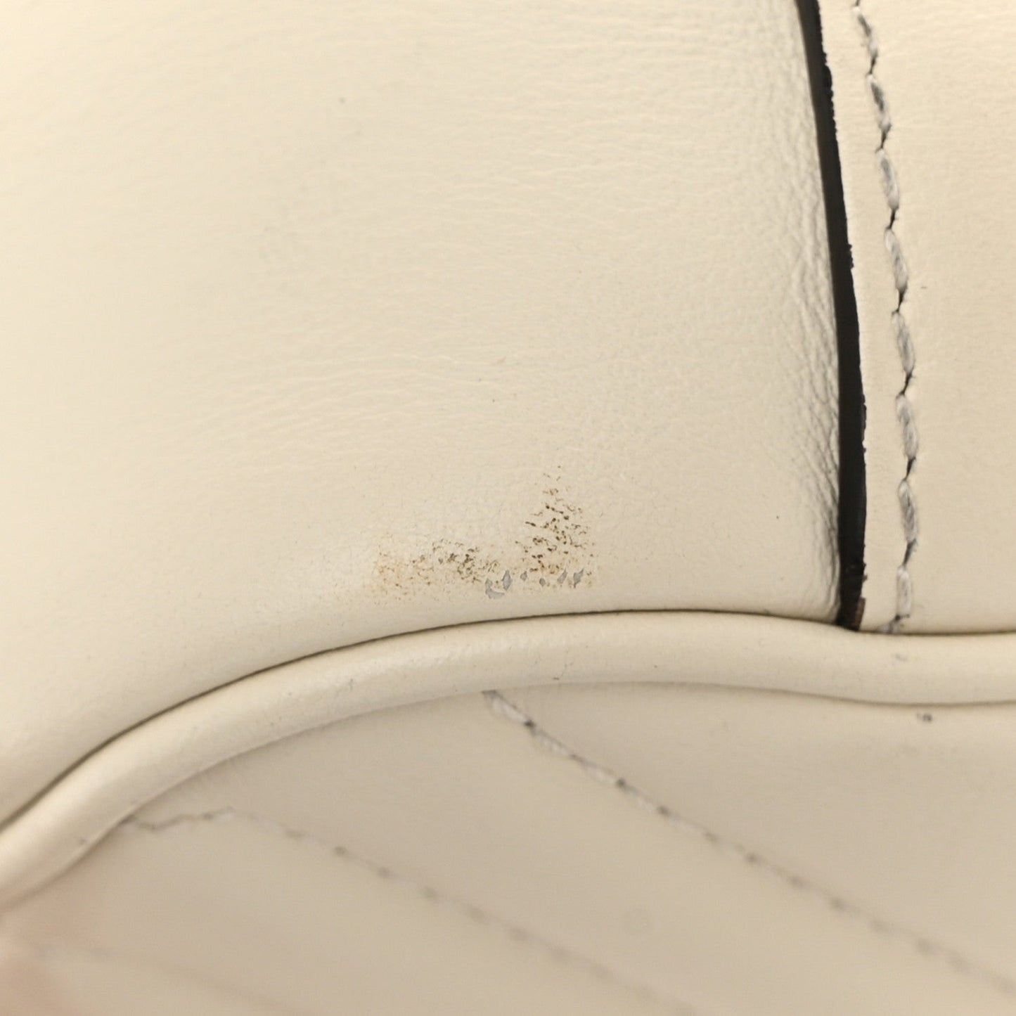 Calfskin Matelasse Small GG Marmont Shoulder Bag White