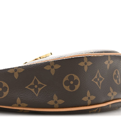 Monogram Loop