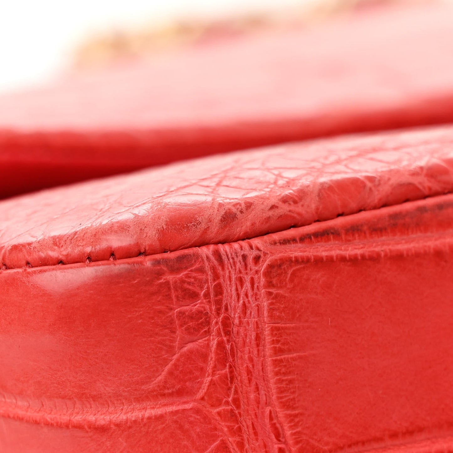 Alligator Jumbo Double Flap Red