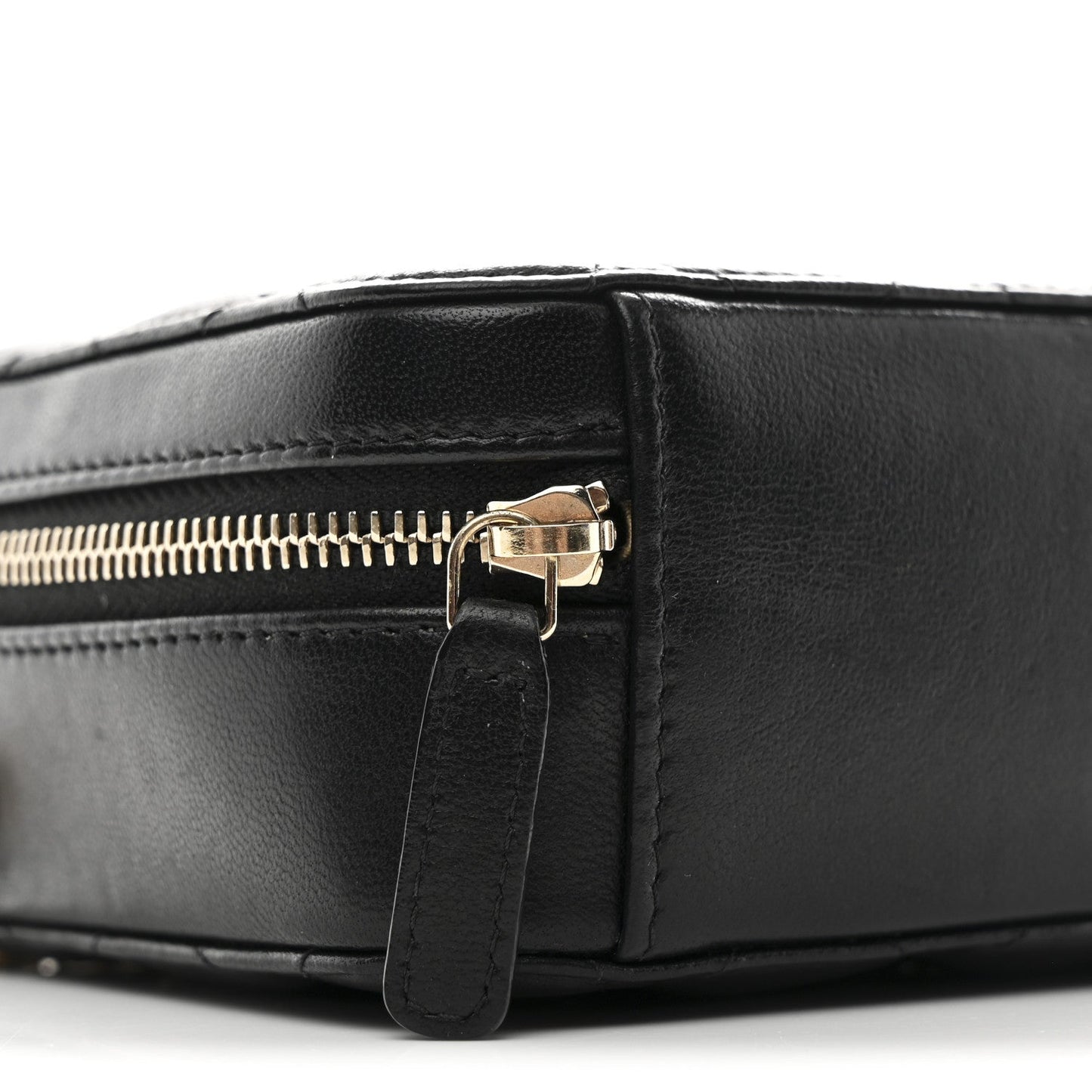 Lambskin Quilted CC Pearl Crush Camera Case Black