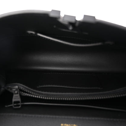 Taurillon Capucines East West MM Matte Black