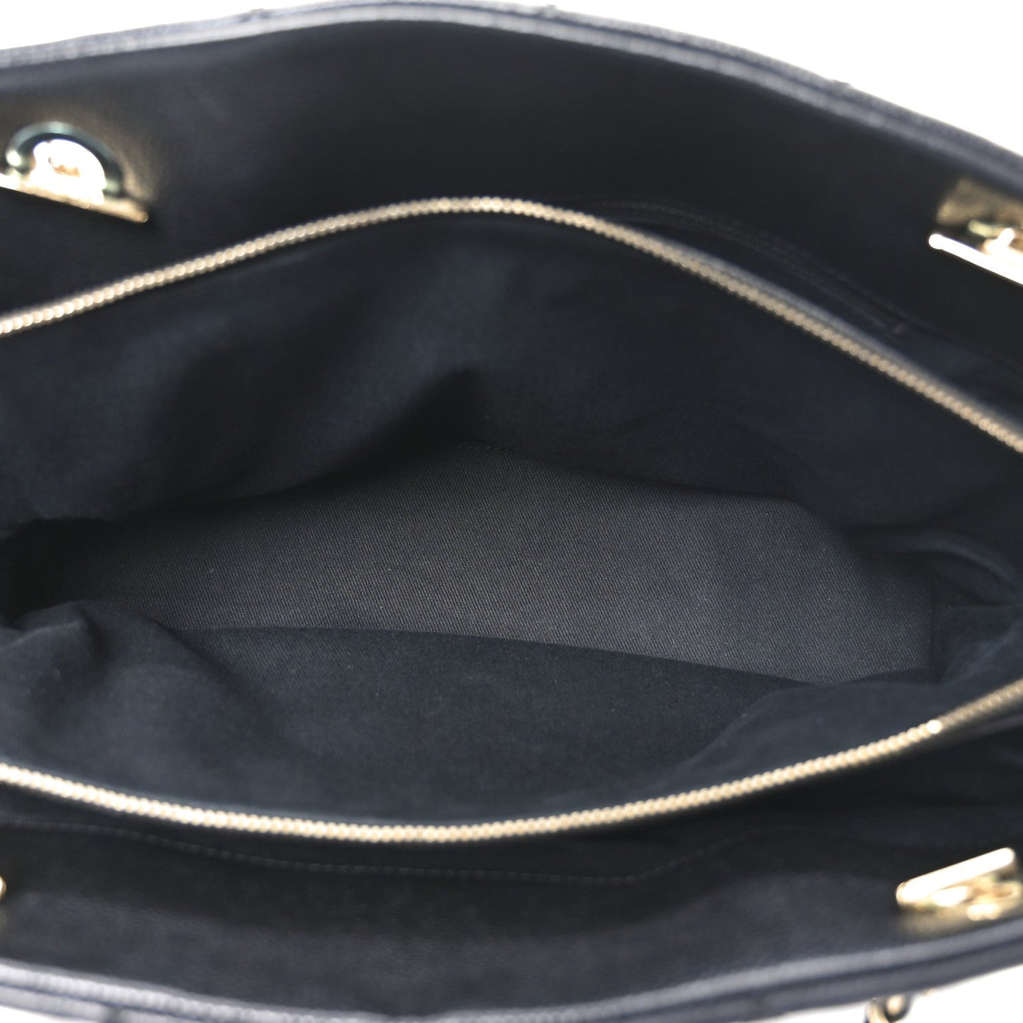 Caviar Quilted Timeless CC Soft Tote Black