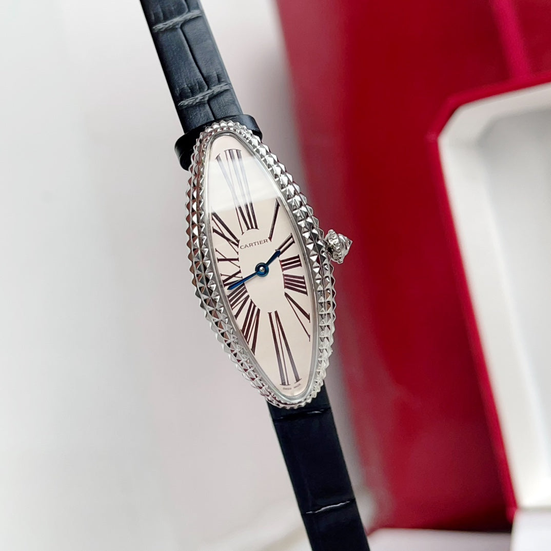 Vintage Baignoire 21mm Silver Diamond Case Black Leather