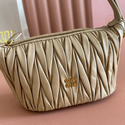 Miu Matelassé Pouch Bag 15cm Light Brown Leather
