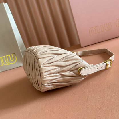 Miu Matelassé Pouch Bag 15cm Apricot Leather