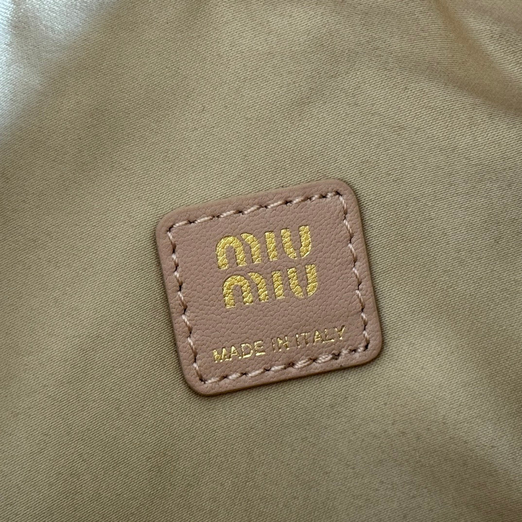 Miu Matelassé Pouch Bag 15cm Apricot Leather