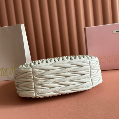 Miu Wander Matelassé Shoulder Bag 29cm White Lambskin